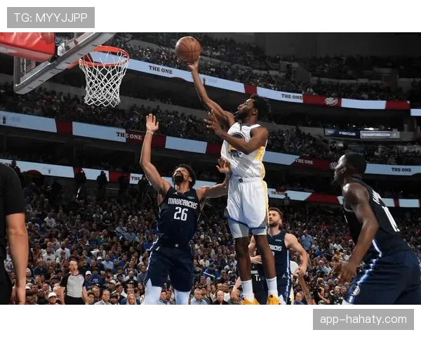 威金斯无球跑动为库里拉开空间提升投篮效率