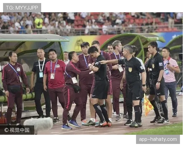 替补规则：换人次数、上场程序与裁判许可详解