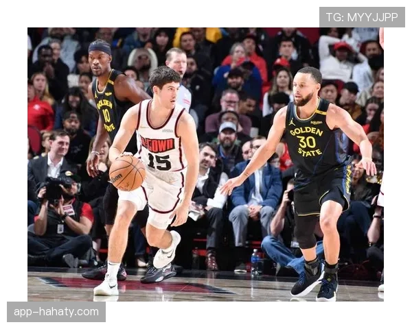 格林挡拆制造投篮空间，三分效率显著提升拉开火箭进攻