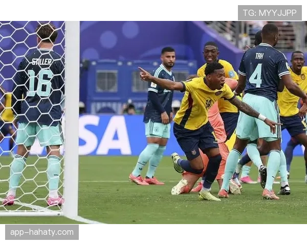 厄瓜多尔2-1德国：世界杯E组末轮战报